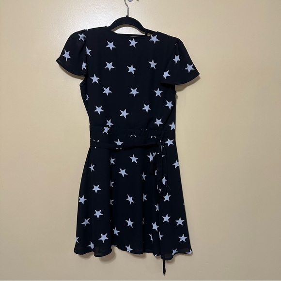 Lulus Star Struck Love Printed Wrap Mini Dress Women S Black - Picture 7 of 7